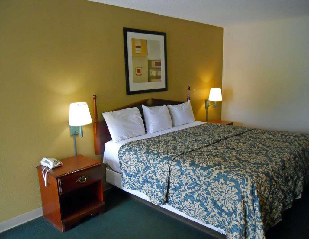 Country Hearth Inn & Suites Dawson Room photo